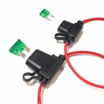 Car fuse holder waterproof box with wire high temperature protection device