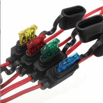 Car fuse holder waterproof box with wire high temperature protection device